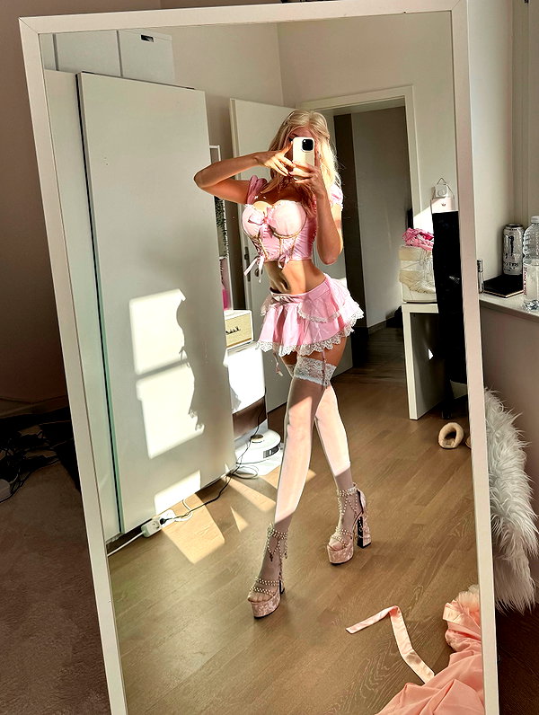 milkiwifey instagram image archive image