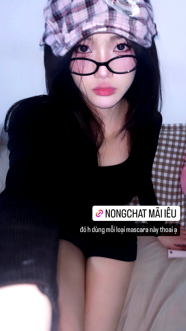 Archived image from @nhimowi on Instagram