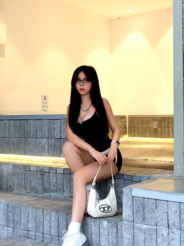 lyhythuedoxinh instagram image archive image