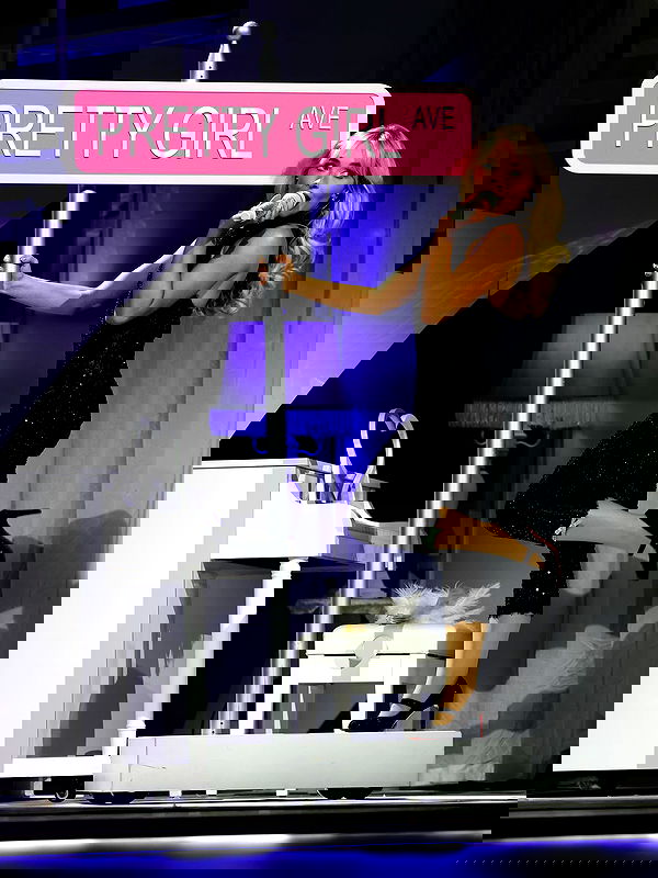 sabrinacarpenter sabrinacarpenter archive image