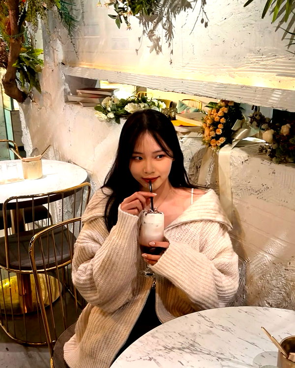 _jyying instagram image archive image