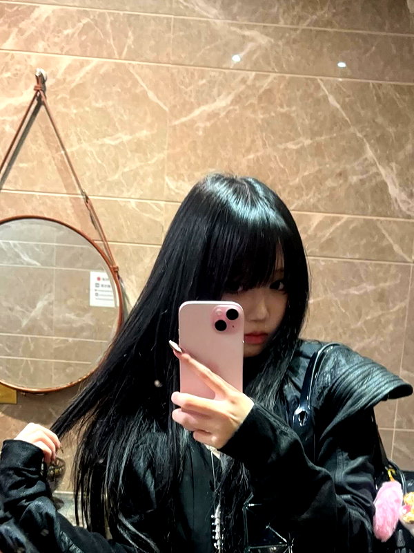 yuyuslivestreamdiary instagram image archive image