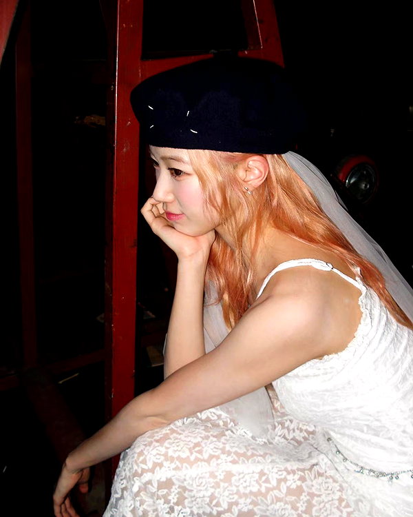 zuhazana instagram image archive image
