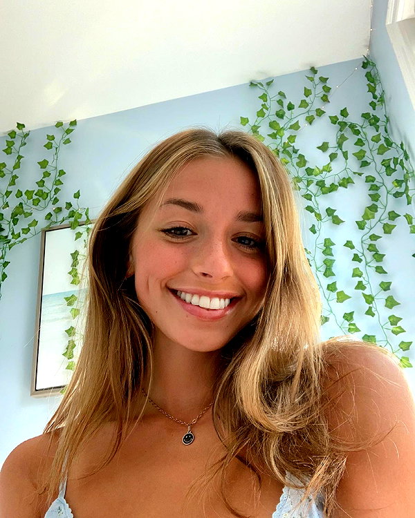 sadieemckennaa instagram image archive image