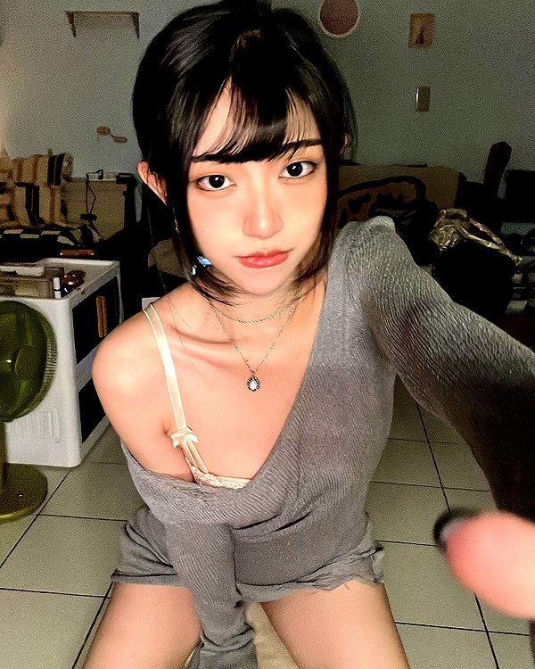 ge.more_x instagram image archive image