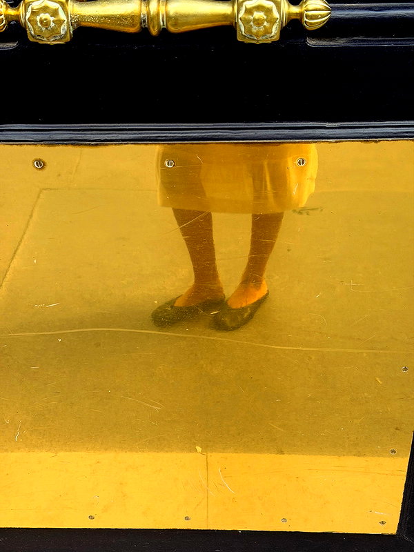 ainaratorneg instagram image archive image