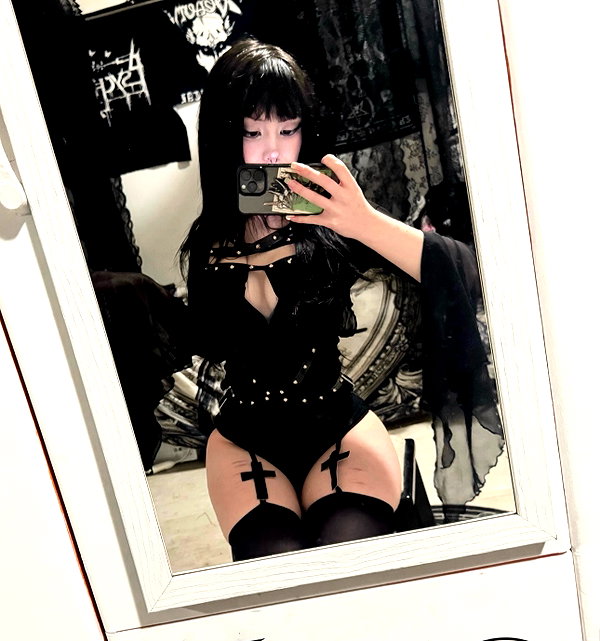 vampiryska instagram image archive image