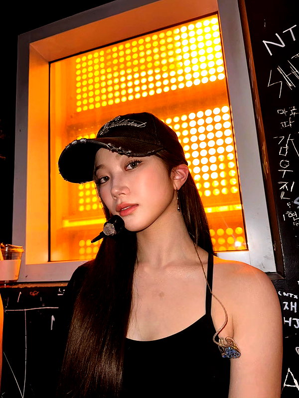 zuhazana instagram image archive image