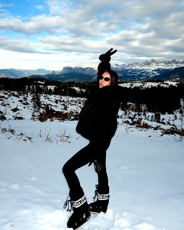 zoeliss instagram image archive image