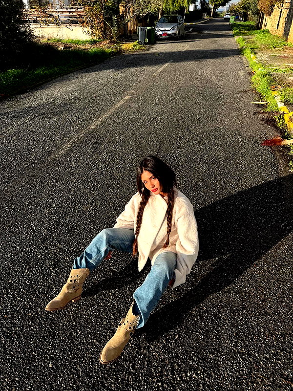 yuvalhazan___ instagram image archive image