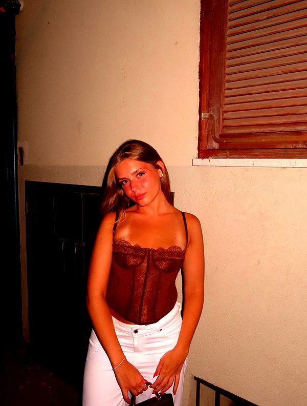 anastasya.maykis instagram image archive image