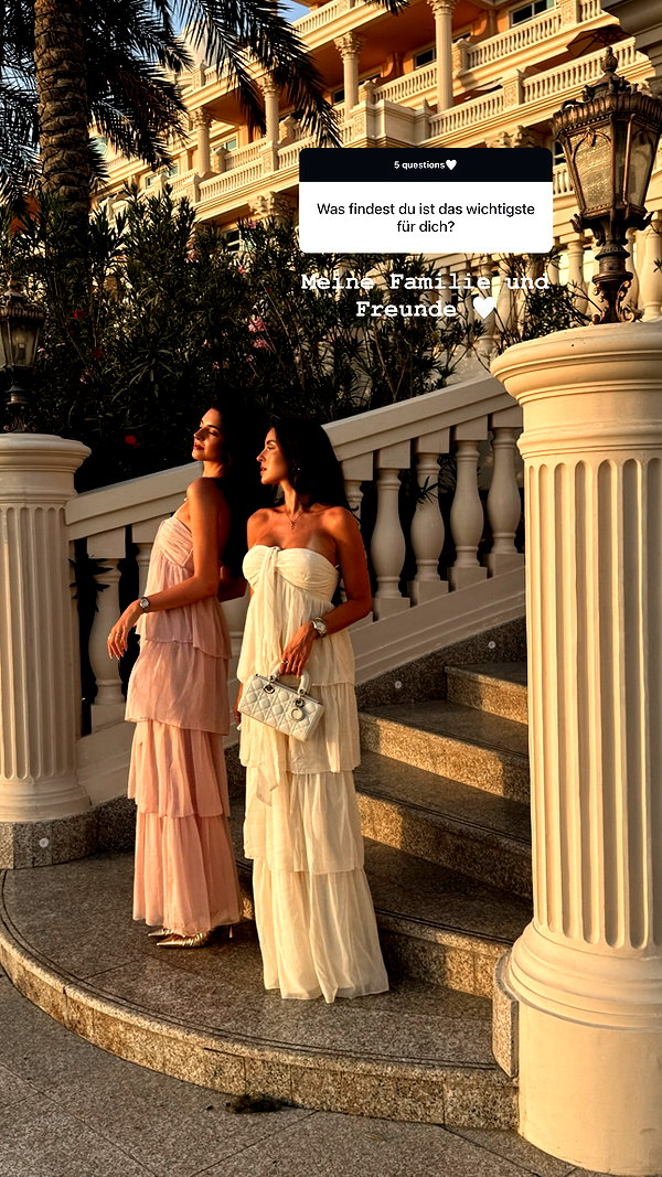 zoeliss instagram image archive image