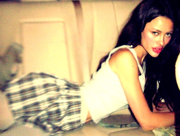 leonanaomii instagram image archive image