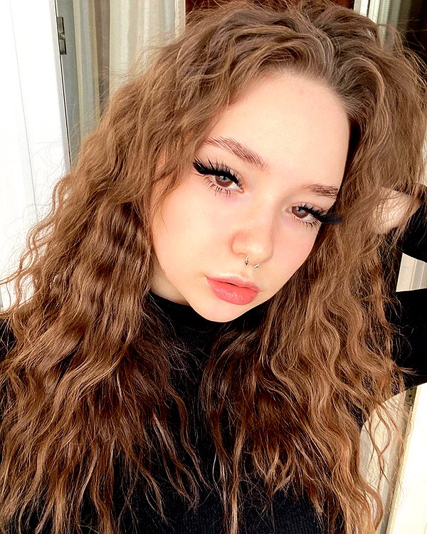 vslunz instagram image archive image
