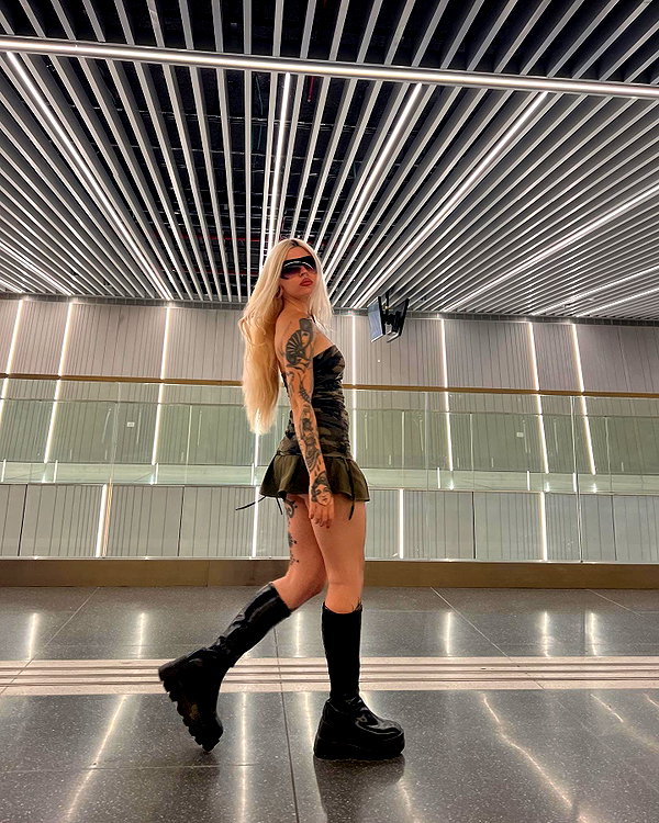 Archived image from @noyrll on Instagram
