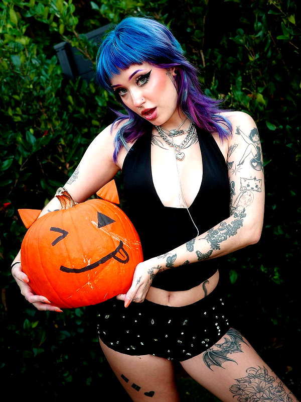 charleygrayyy instagram image archive image