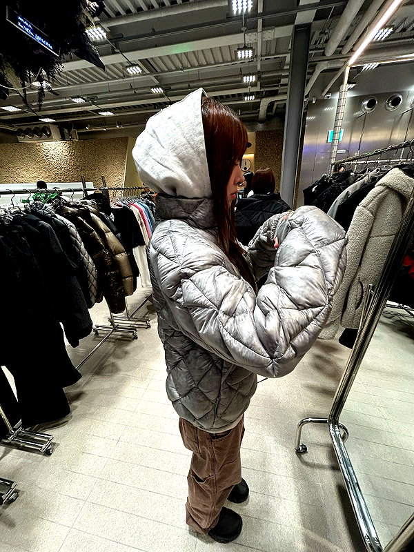 srillun instagram image archive image