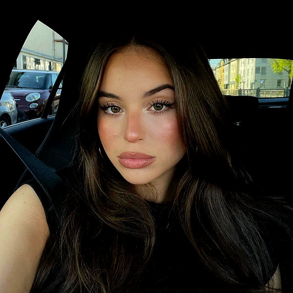 zoeliss instagram image archive image