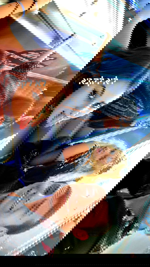 ormosheee ormosheee archive image