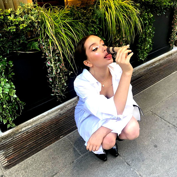 veroni22ka instagram image archive image