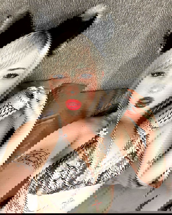 naia_gg naia_gg archive image