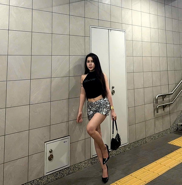 lyhythuedoxinh instagram image archive image