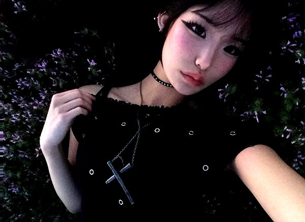 aud6y instagram image archive image