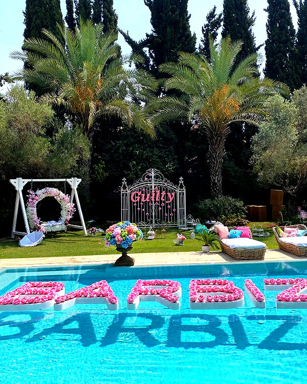 barzomer instagram image archive image