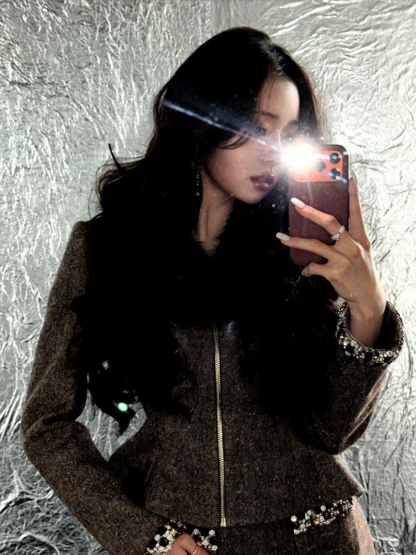 dear.zia instagram image archive image
