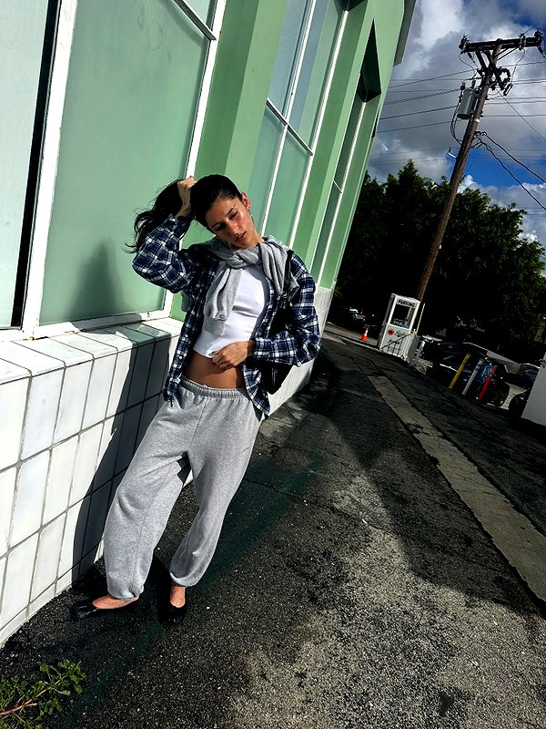 reneeebeller instagram image archive image