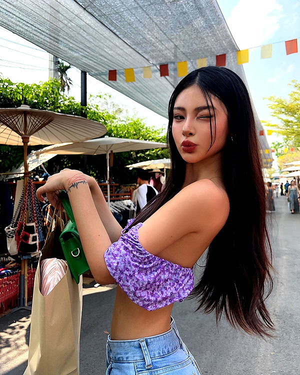 ll.lu1s instagram image archive image