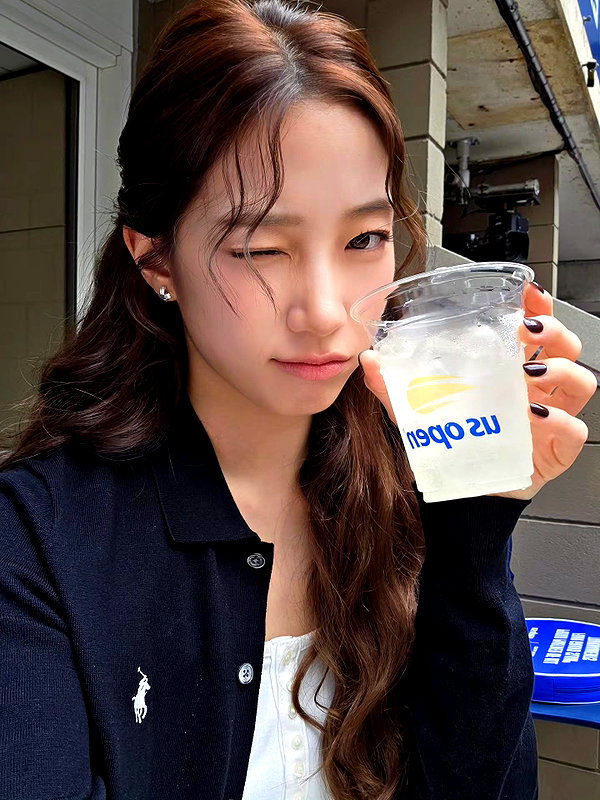 zuhazana instagram image archive image