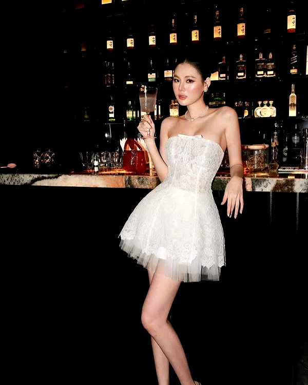 lyhythuedoxinh instagram image archive image