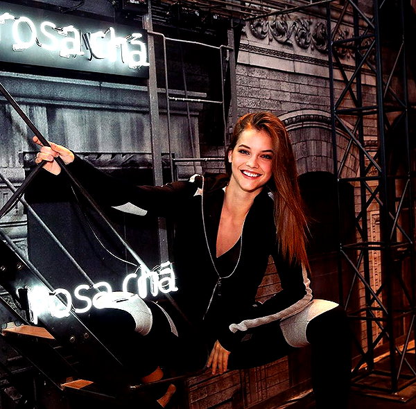 realbarbarapalvin instagram image archive image