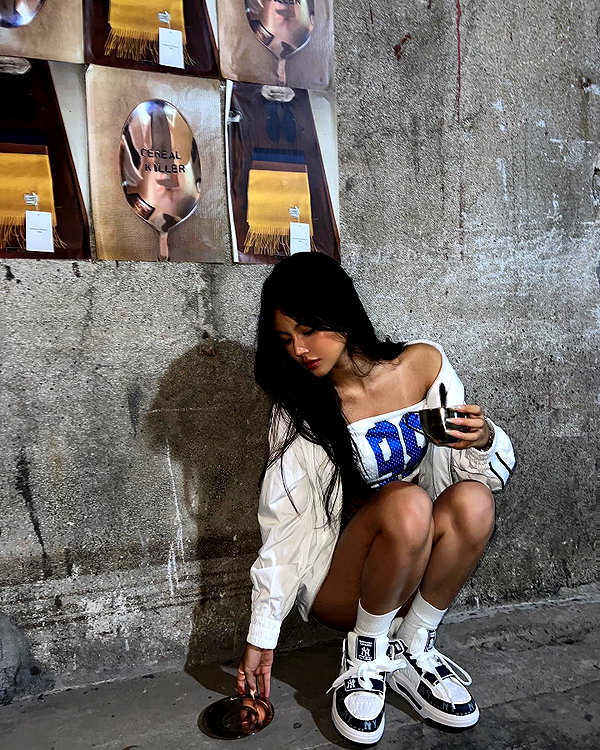 ll.lu1s instagram image archive image