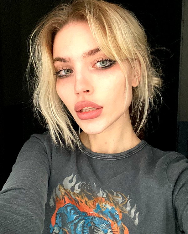 anya4everr instagram image archive image