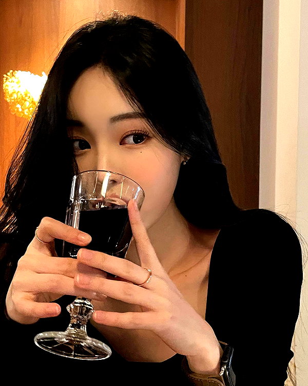 daxbin instagram image archive image