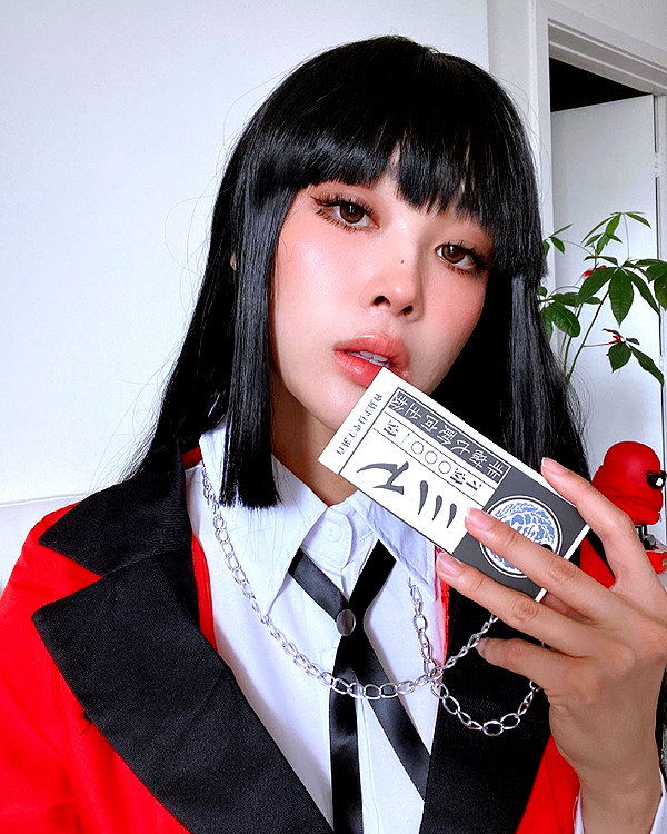emily.ghoul instagram image archive image