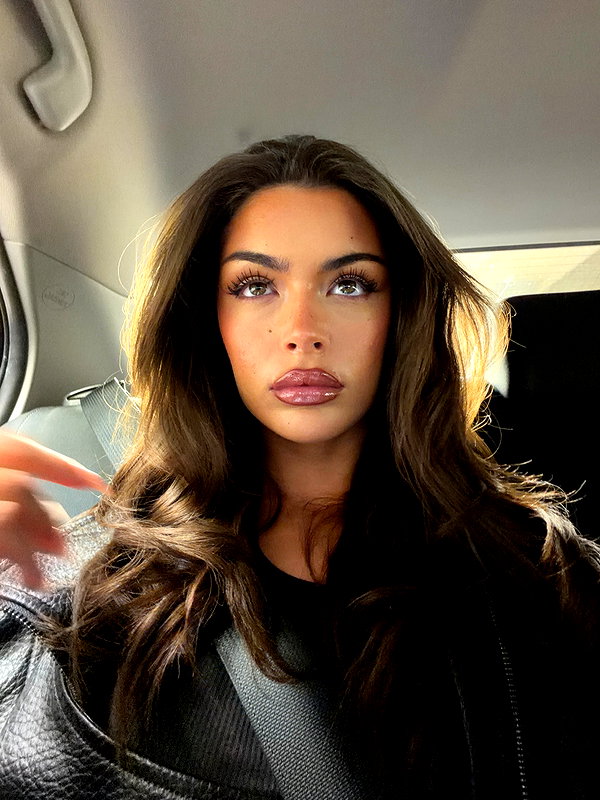 oliviaphillipps instagram image archive image