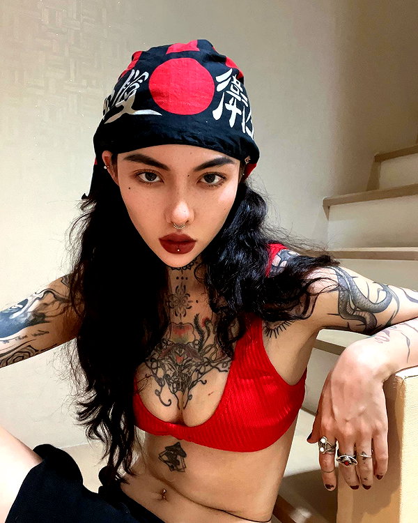bad.toy instagram image archive image
