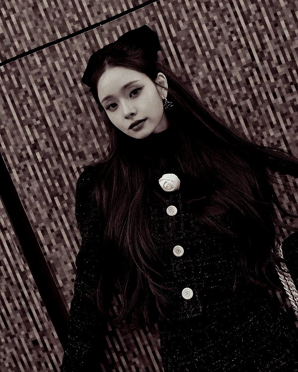 dear.zia instagram image archive image
