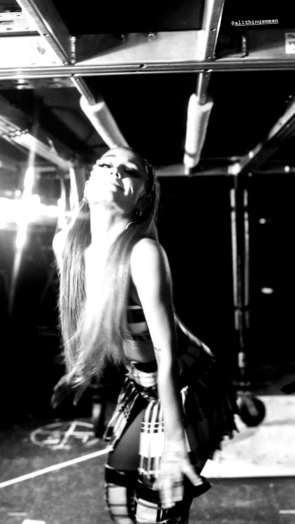 arianagrande instagram image archive image