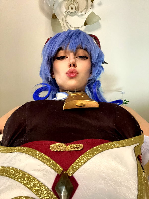 aechka.cosplay instagram image archive image
