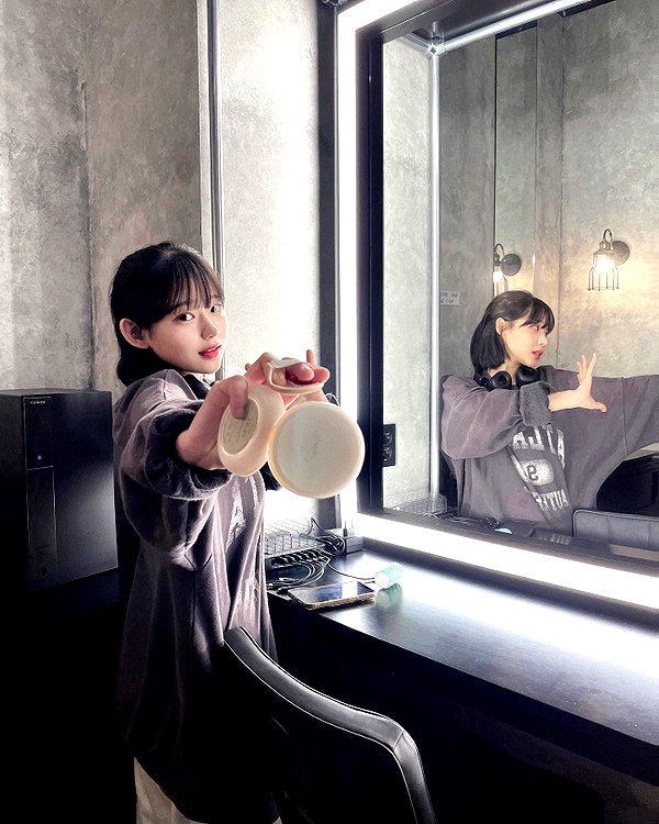olzlonz instagram image archive image