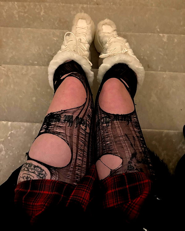 kaitfuckinglyn instagram image archive image