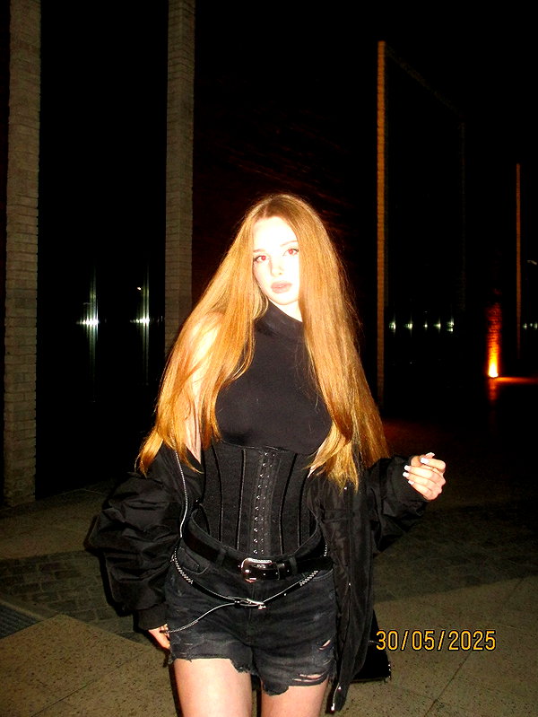 d.ddomyn instagram image archive image