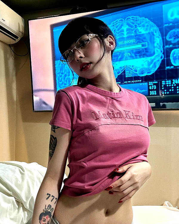 badthingalwaysg instagram image archive image