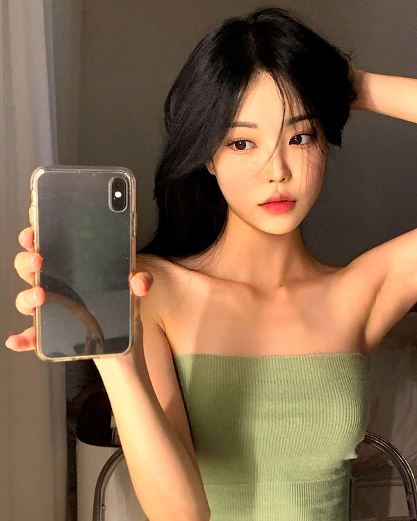 daxbin instagram image archive image
