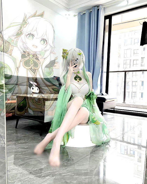 gallery_cosplayer instagram image archive image