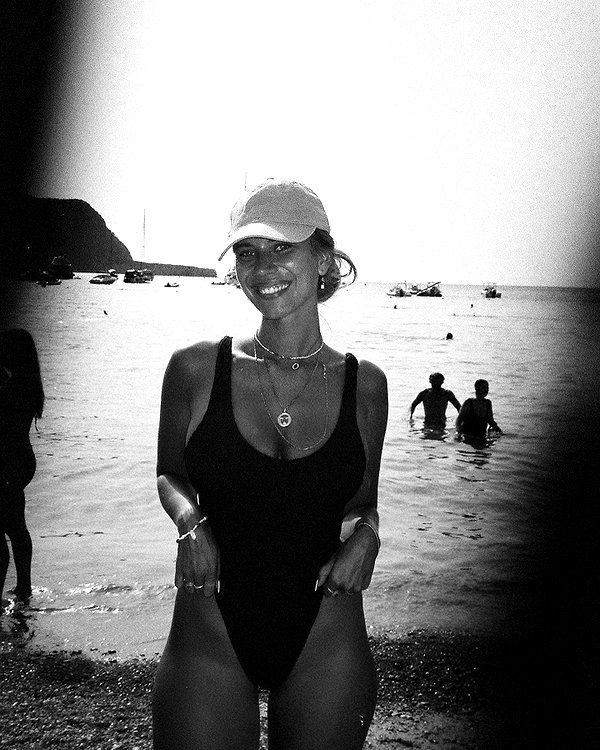 pia__kim instagram image archive image